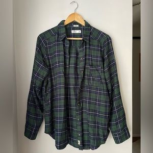 Hollister boyfriend fit flannel shirt size medium